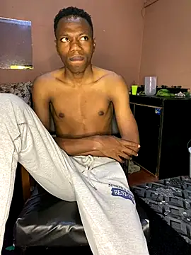 Snapshot of fireboyafrica chatting on 10, 9, 2025 fireboyafrica online show from 10, 9, 2025