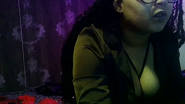 Snapshot of BaddieMelanie chatting on 9, 2, 2026 BaddieMelanie online show from 9, 2, 2026