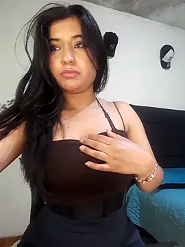 Snapshot of yuliparis chatting on 23, 9, 2025 yuliparis online show from 23, 9, 2025