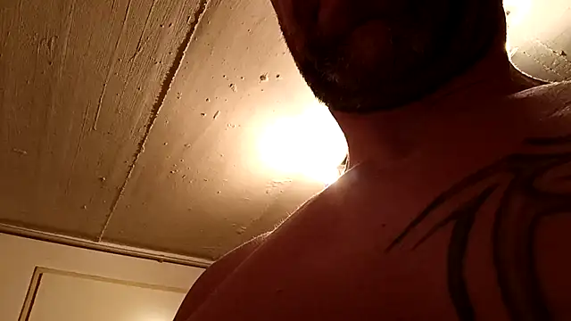 Snapshot of Timbojan28 chatting on 8, 3, 2026 Timbojan28 online show from 8, 3, 2026