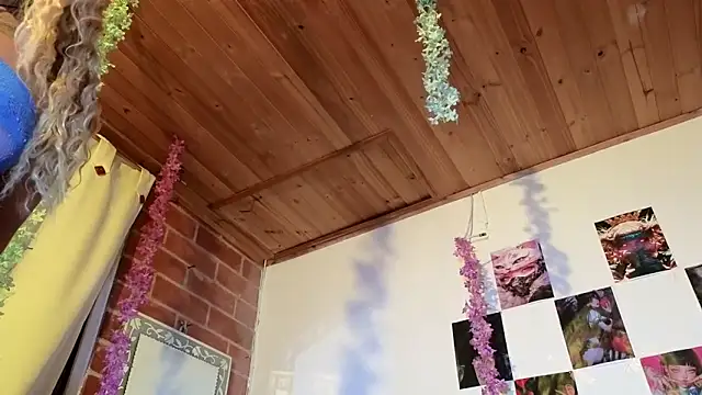  octavia  online show from 16, 3, 2025