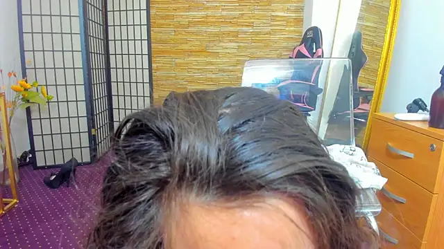 AishaRouhi online show from 28, 2, 2026