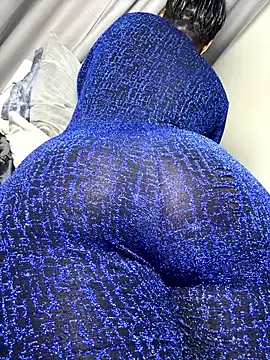 Snapshot of Hugemassivebootie chatting on 2, 6, 2026 Hugemassivebootie online show from 2, 6, 2026