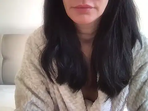 paolajonez online show from 10, 7, 2026