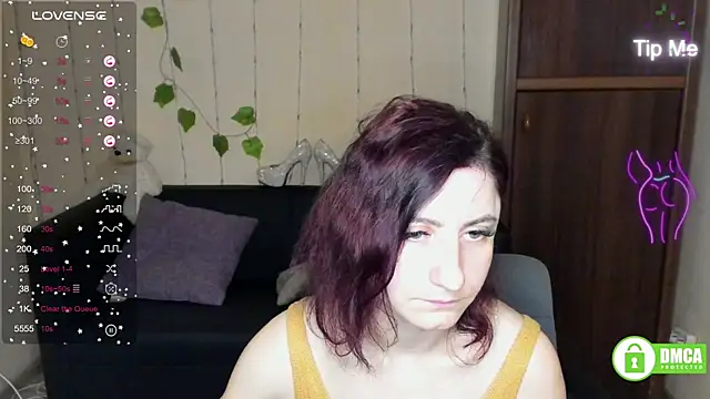 Muse kitty jenia online show from 31, 1, 2025