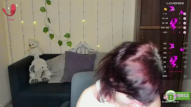 Muse kitty jenia online show from 6, 2, 2025