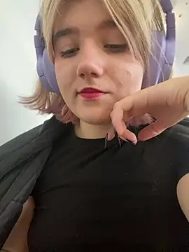 Baby  Naughty online show from 20, 12, 2024