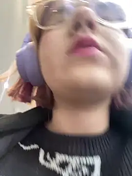 Baby  Naughty online show from 18, 2, 2025