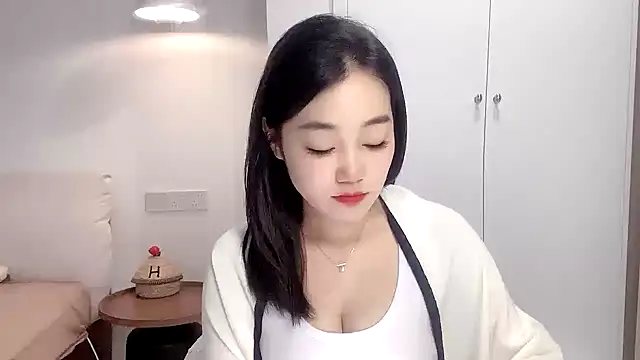 cloud8822 online show from 24, 4, 2026