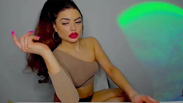 aishahottie online show from 12, 12, 2024