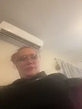 Lalalynn online show from 3, 2, 2026