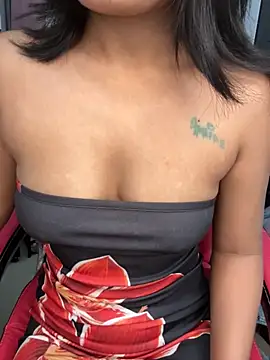 LeisyXO online show from 22, 11, 2025