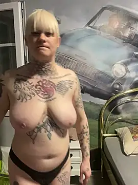 poussichienne online show from 25, 2, 2025