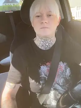 poussichienne online show from 11, 10, 2025