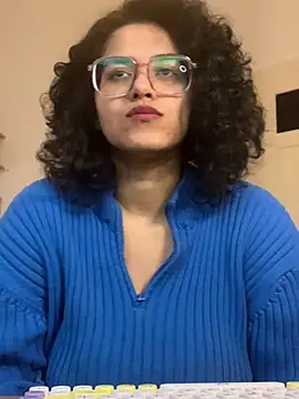 Curvydesifromgermany online show from 28, 1, 2025