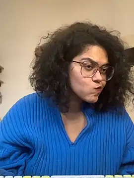 Curvydesifromgermany online show from 28, 1, 2025