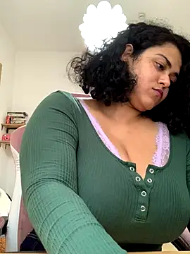 Curvydesifromgermany online show from 16, 10, 2025