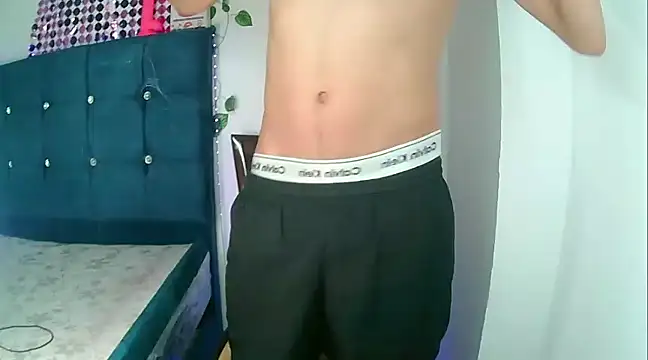 Snapshot of Kevin_Torres chatting on 11, 12, 2024 Kevin Torres online show from 11, 12, 2024