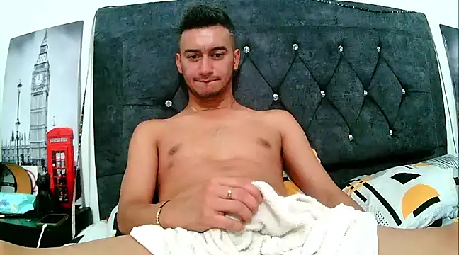 Snapshot of Kevin_Torres chatting on 16, 3, 2025 Kevin Torres online show from 16, 3, 2025