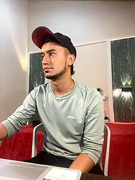 Snapshot of Kevin_Torres chatting on 14, 9, 2025 Kevin Torres online show from 14, 9, 2025