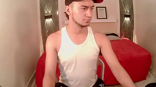 Snapshot of Kevin_Torres chatting on 16, 9, 2025 Kevin Torres online show from 16, 9, 2025