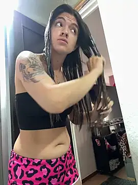 annavi  online show from 8, 7, 2026