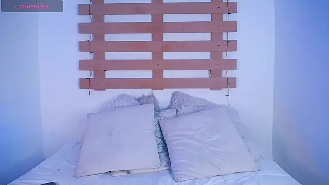 Steev Novoa online show from 11, 1, 2025