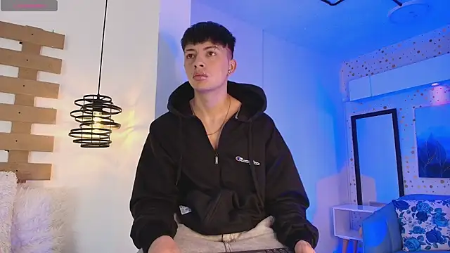 Steev Novoa online show from 12, 3, 2025