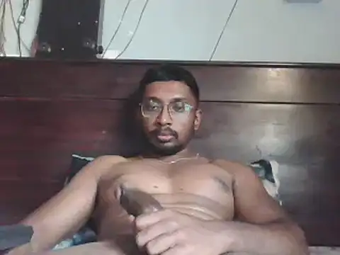 Snapshot of chennaibull101 chatting on 2, 1, 2025 chennaibull101 online show from 2, 1, 2025