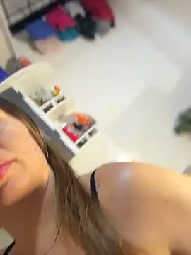 Emiily lee online show from 17, 2, 2026