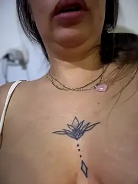 Emiily lee online show from 2, 7, 2026