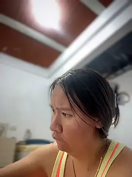 Emiily lee online show from 23, 7, 2026