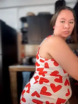 Emiily lee online show from 31, 7, 2026
