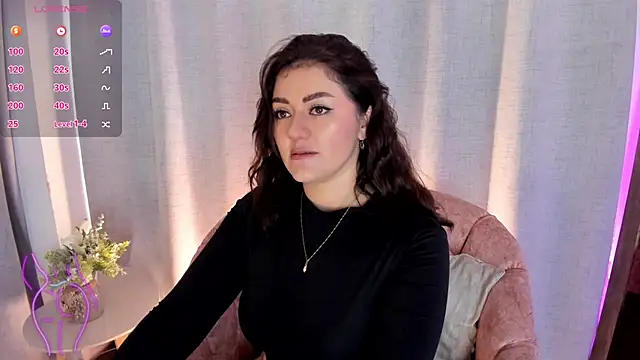 Sofiawilson  online show from 26, 2, 2025