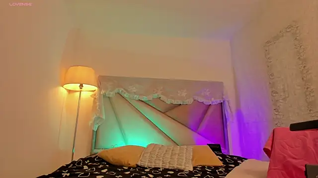 BonnieCute  online show from 28, 6, 2026