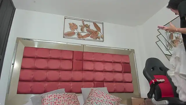 BonnieCute  online show from 2, 7, 2026