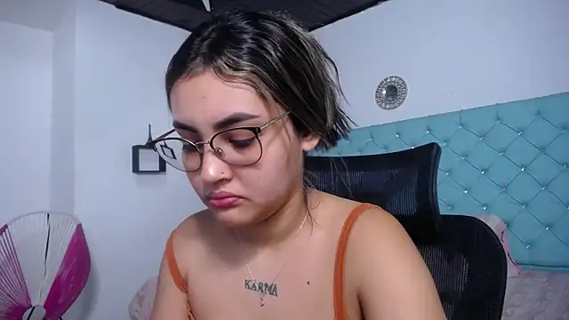 antonella sweetlittle online show from 2, 5, 2026