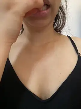 farah-36 online show from 10, 9, 2025