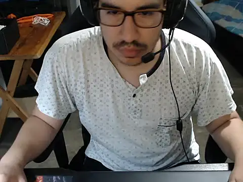 Snapshot of thealfawolf01 chatting on 19, 12, 2024 thealfawolf01 online show from 19, 12, 2024