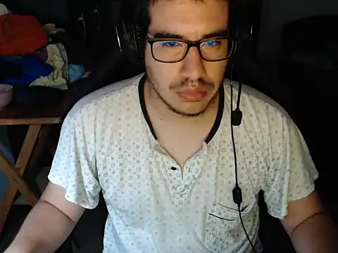 Snapshot of thealfawolf01 chatting on 8, 1, 2025 thealfawolf01 online show from 8, 1, 2025