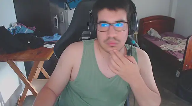 Snapshot of thealfawolf01 chatting on 1, 3, 2025 thealfawolf01 online show from 1, 3, 2025