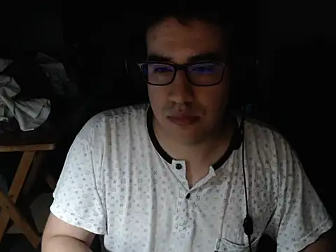 Snapshot of thealfawolf01 chatting on 18, 3, 2025 thealfawolf01 online show from 18, 3, 2025