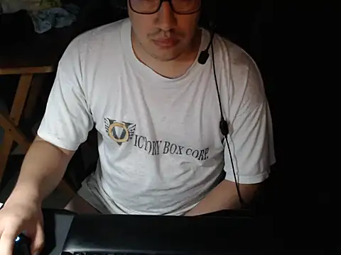 Snapshot of thealfawolf01 chatting on 21, 3, 2025 thealfawolf01 online show from 21, 3, 2025