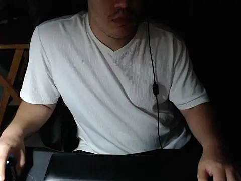 Snapshot of thealfawolf01 chatting on 23, 3, 2025 thealfawolf01 online show from 23, 3, 2025