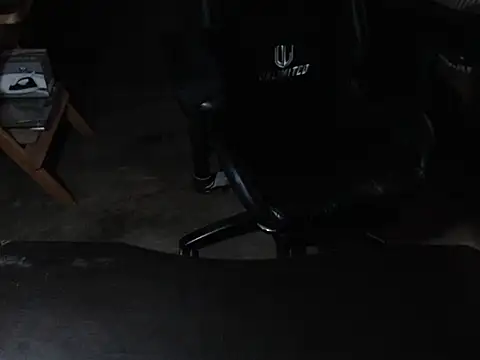 Snapshot of thealfawolf01 chatting on 28, 9, 2025 thealfawolf01 online show from 28, 9, 2025