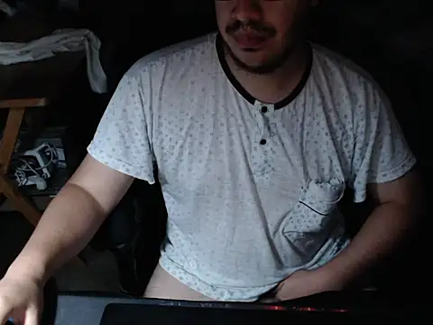 Snapshot of thealfawolf01 chatting on 28, 10, 2025 thealfawolf01 online show from 28, 10, 2025