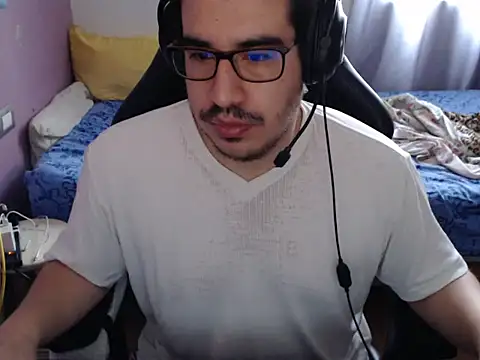 thealfawolf01 online show from 12, 7, 2026