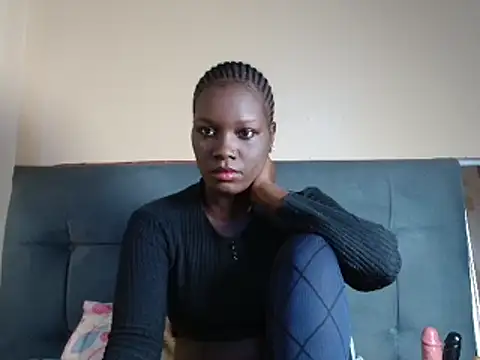 Snapshot of Layla_Amish1 chatting on 14, 10, 2025 Layla Amish1 online show from 14, 10, 2025