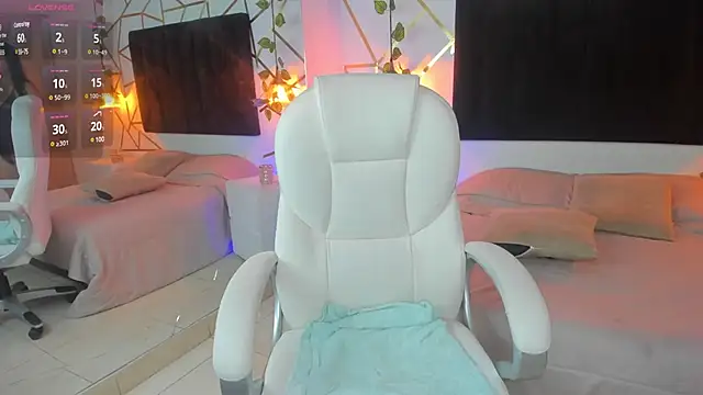 Megan Thompsonn online show from 8, 2, 2025