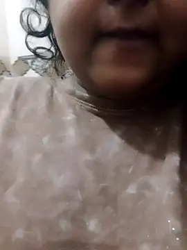 smile pretty online show from 9, 12, 2024